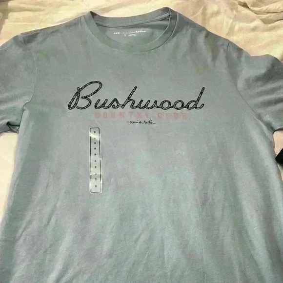 Travis Mathew Bushwood Country Club t-shirt. Size small - Picture 2 of 9
